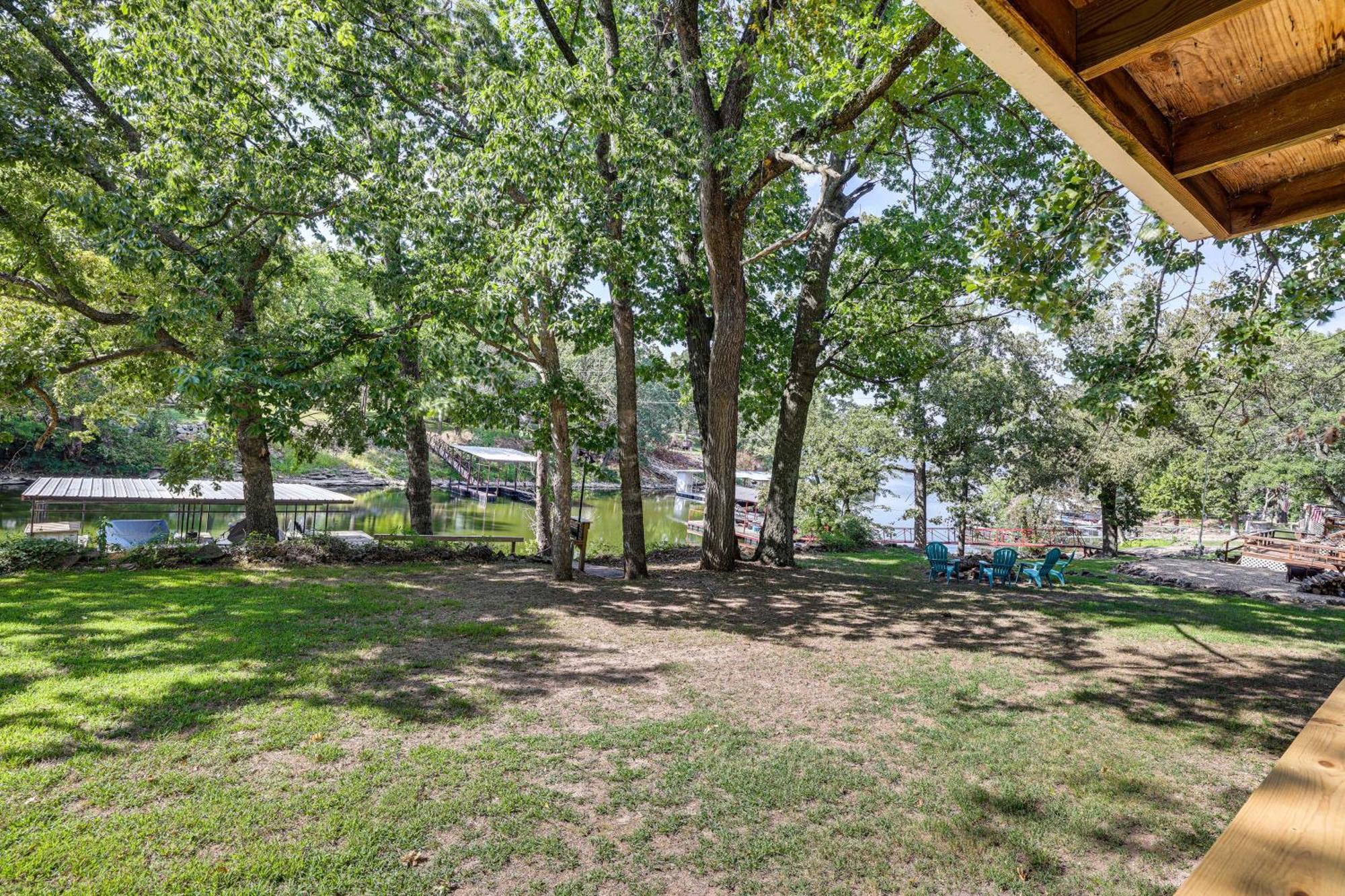 Grove Lakefront Cabin With Water And Dock Access! 外观 照片